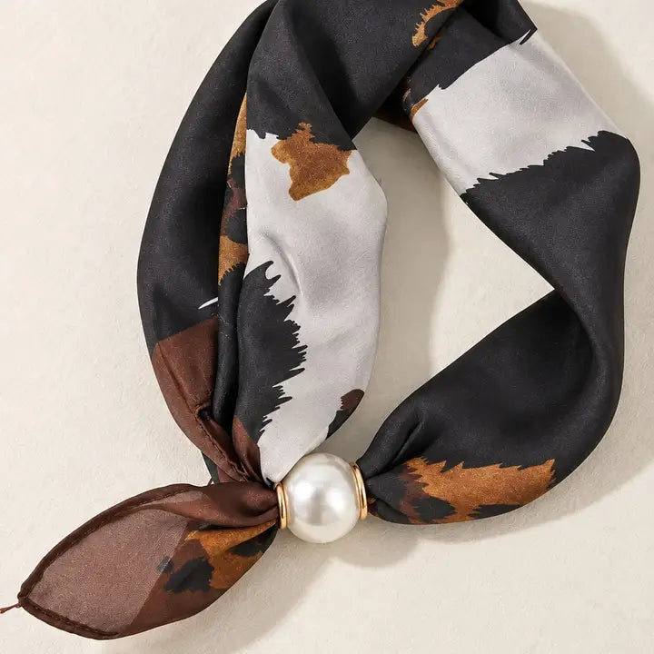 BROWN MULTI ANIMAL PRINT MAGNETIC OVERSIZED PEARL ACCENT SATIN SCARF NECKLACE