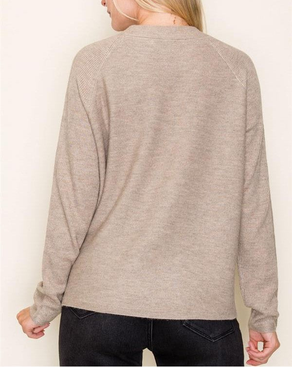 TAUPE TEXTURED LONG RAGLAN SLEEVE PULLOVER SWEATER