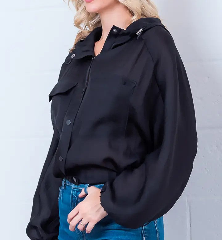 BLACK LIGHT WEIGHT HOODED SNAP-BUTTON UP JACKET