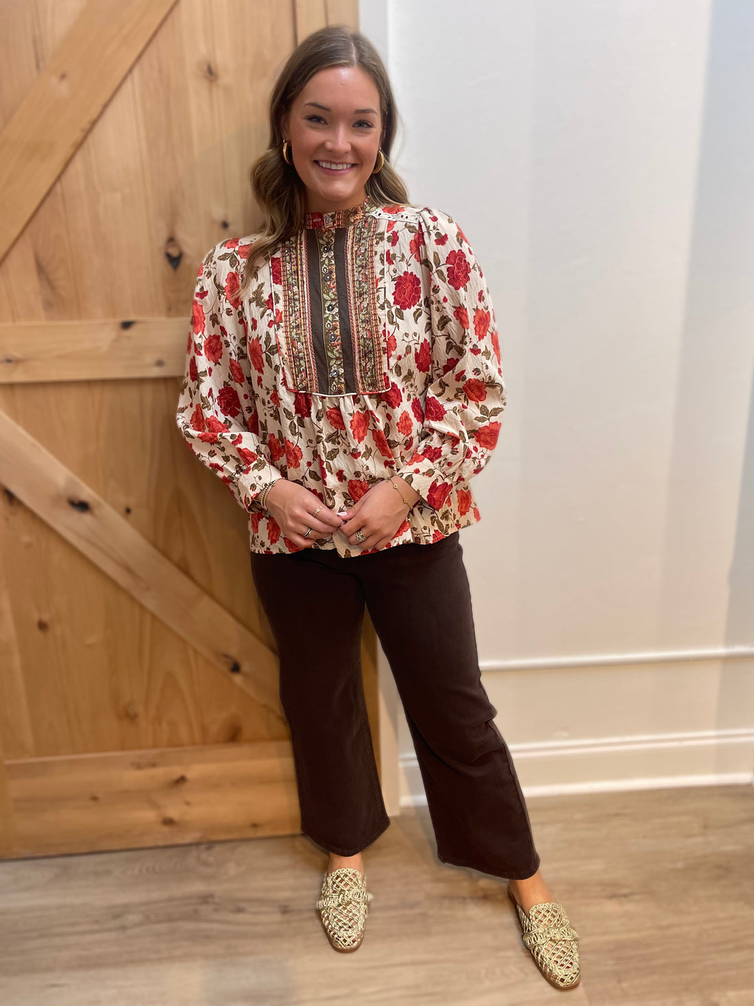 ECRU FLORAL PRINT LONG SLEEVE BLOUSE
