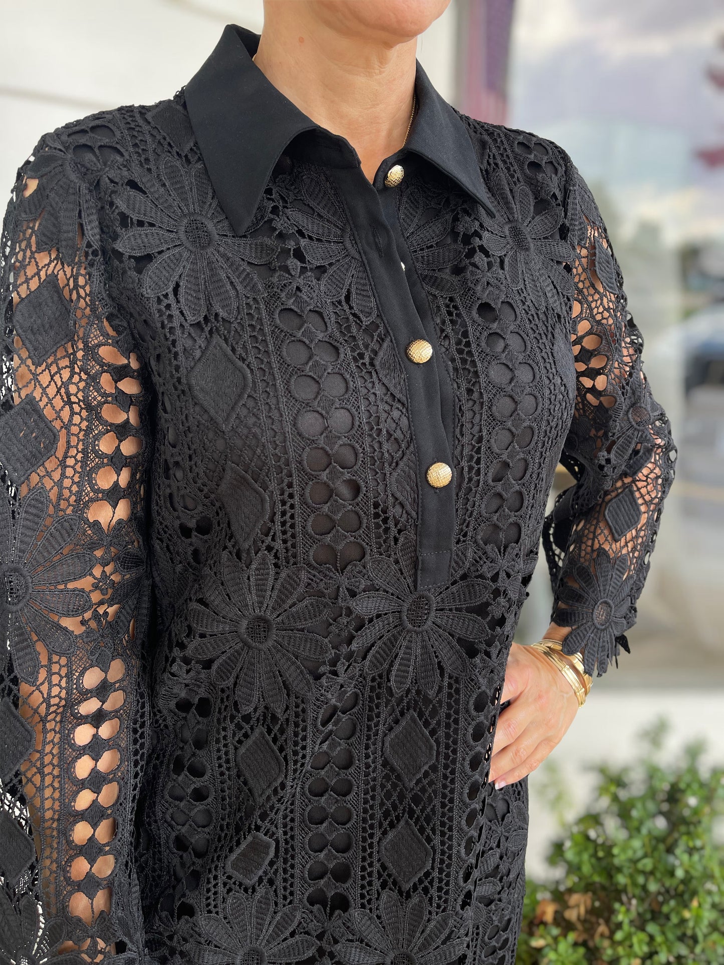 BLACK LACE DETAIL LONG SLEEVE DRESS