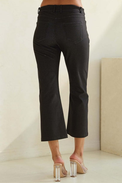 BLACK CLASSIC STRAIGHT LEG CROP PANTS