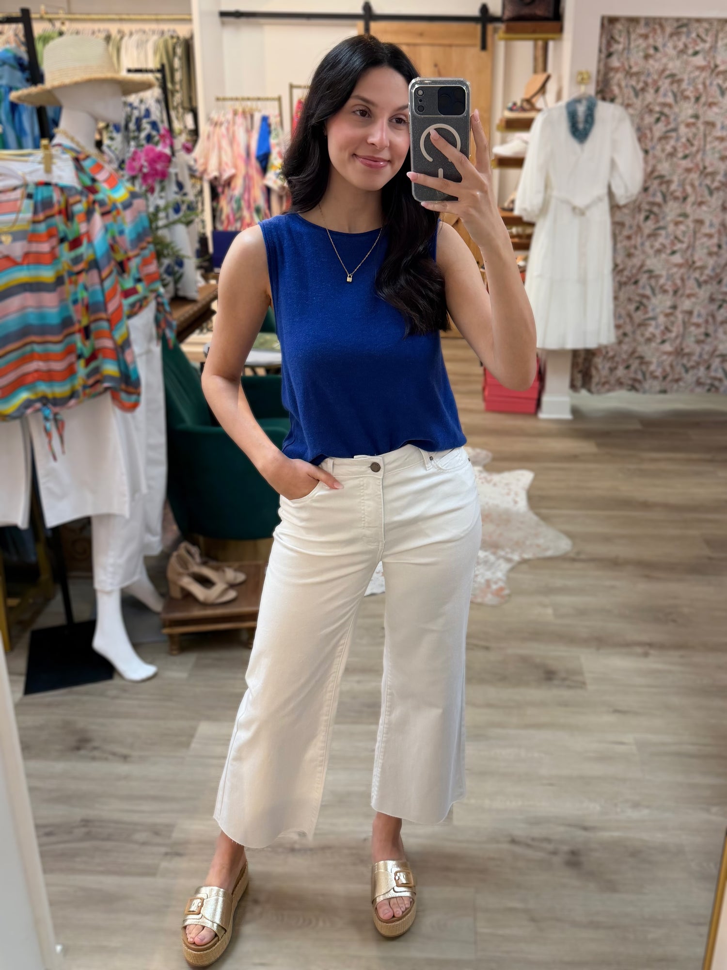 ROYAL BLUE WIDE CREW NECK SLEEVELESS SWEATER