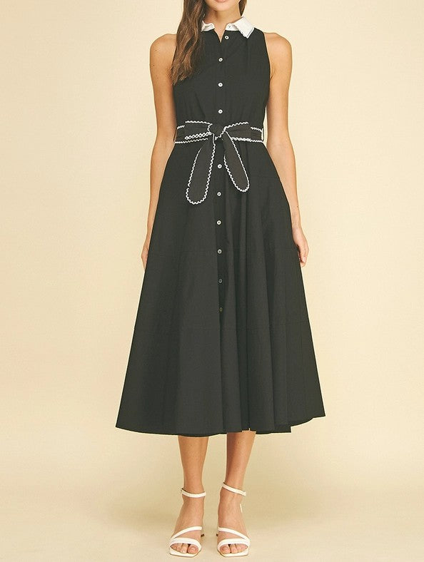 BLACK/WHITE SCALLOP RIC RACK TRIM SLEEVELESS BUTTON UP MIDI DRESS