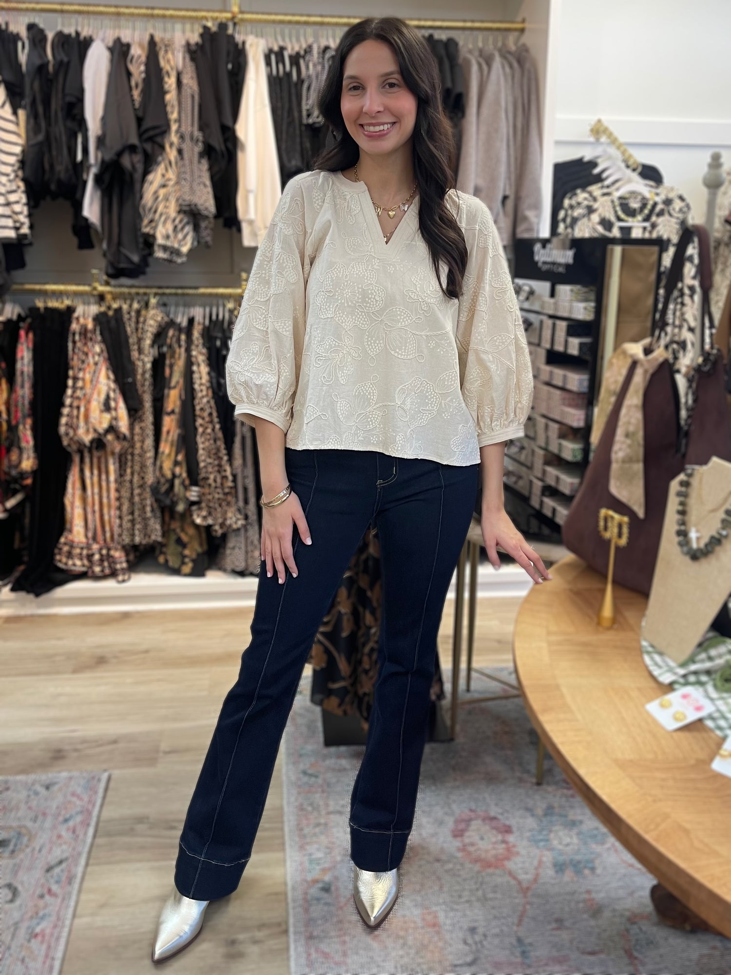 ECRU EMBROIDERED BOTANICAL PRINT 3/4 SLEEVE TOP