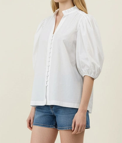 OFF WHITE RUFFLED COLLAR PUFF SLEEVE BUTTON UP TOP