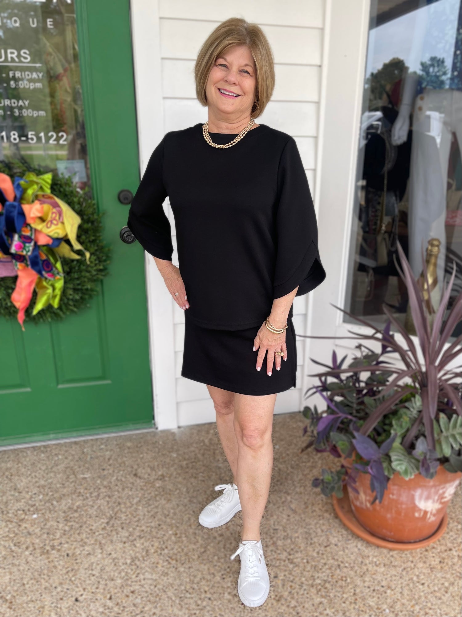 BLACK PCILL BUTTER MODAL SKORT