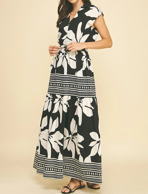 BLACK CONTRAST FLORAL PRINT SLEEVELESS TIERED MAXI DRESS