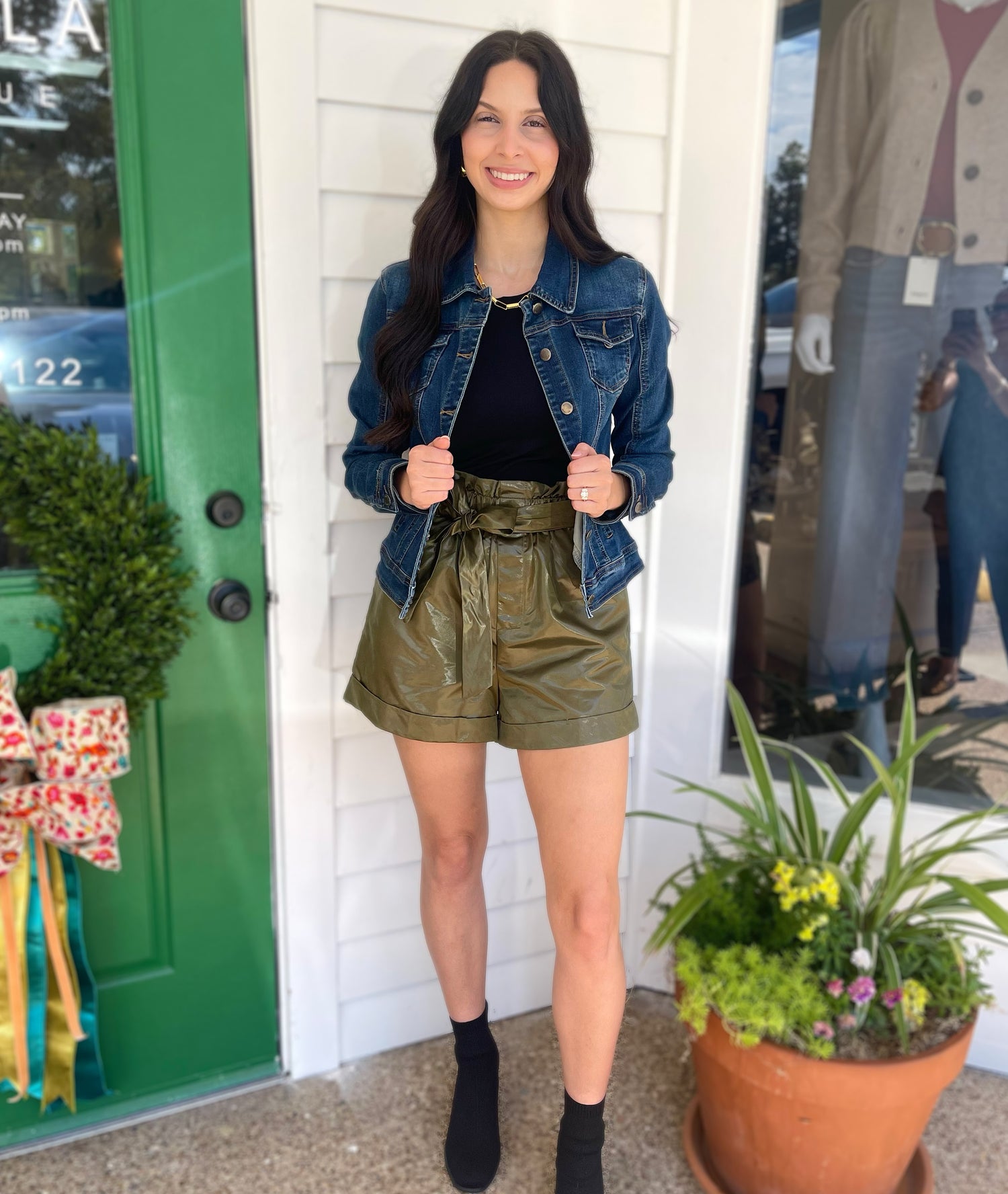SHINY OLIVE HIGH WAISTED SELF TIE BELT SHORTS