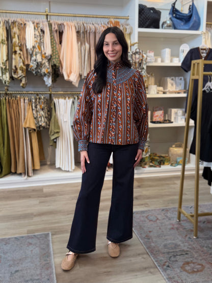 FIRESIDE FLORAL LONG VOLUMINOUS SLEEVE SMOCKED BEDFORD TOP