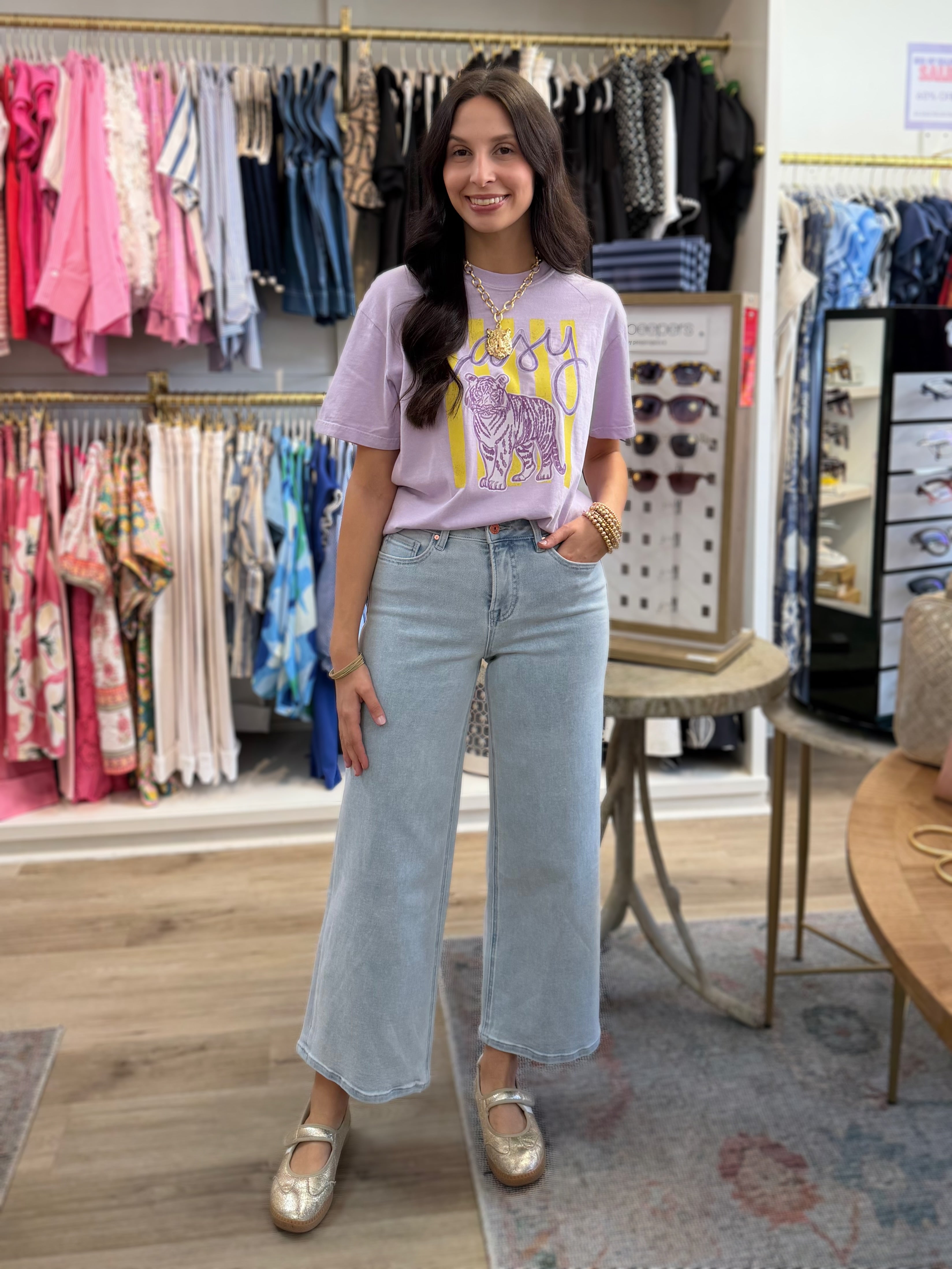 LIGHT PURPLE “EASY TIGER” GRAPHIC TEE