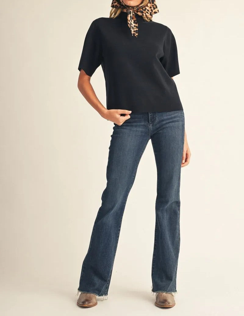 BLACK MOCK NECK SHORT SLEEVE KNIT TOP