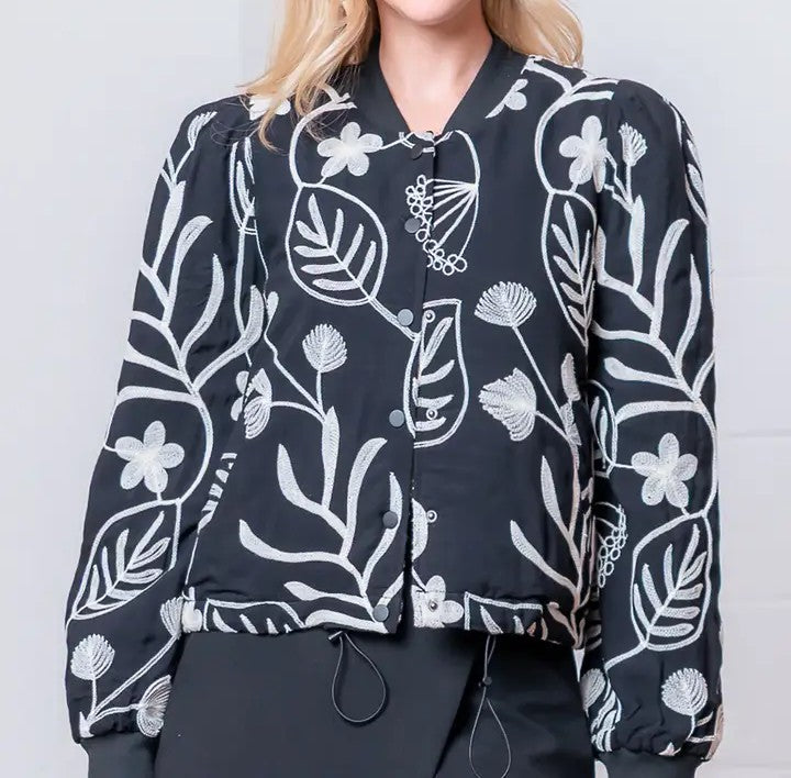 BLACK/WHITE EMBROIDERED FRONT BUTTON UP LONG SLEEVE PUFFER JACKET