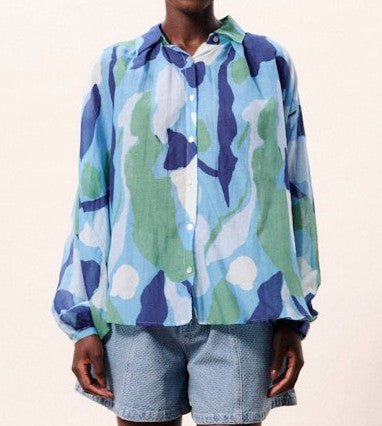 BLUE WATER LILY LONG SLEEVE BUTTON UP BERING TOP