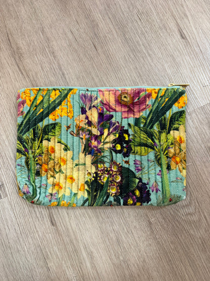 SPRING FLORA QUILTED VELVET POUCH