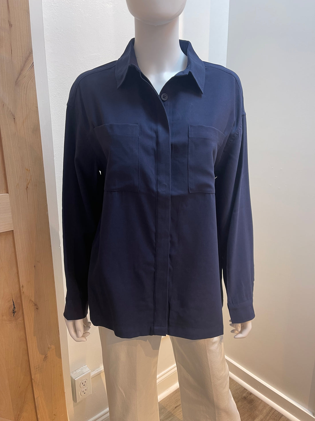 DARK NAVY BUTTON DOWN TOP
