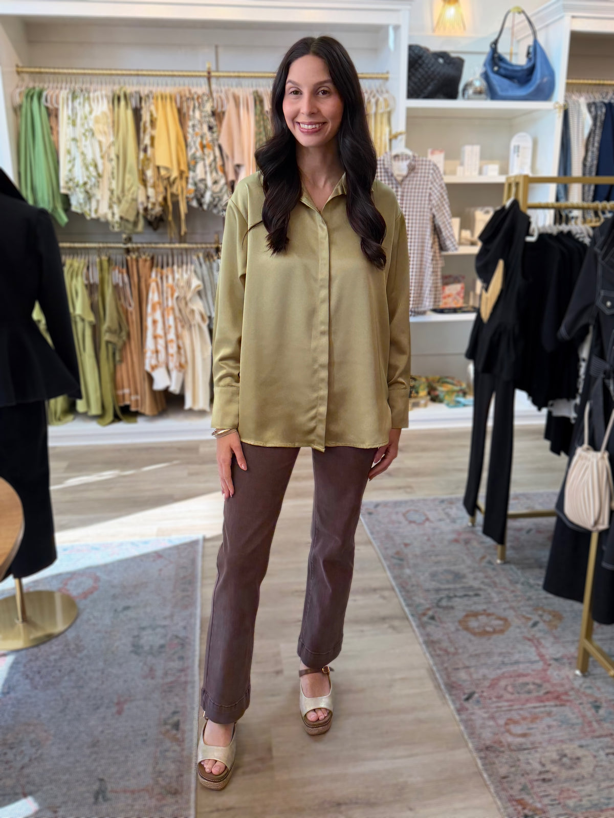 LIGHT MOSS SATIN PLACKET COVER BUTTON UP LONG SLEEVE TOP