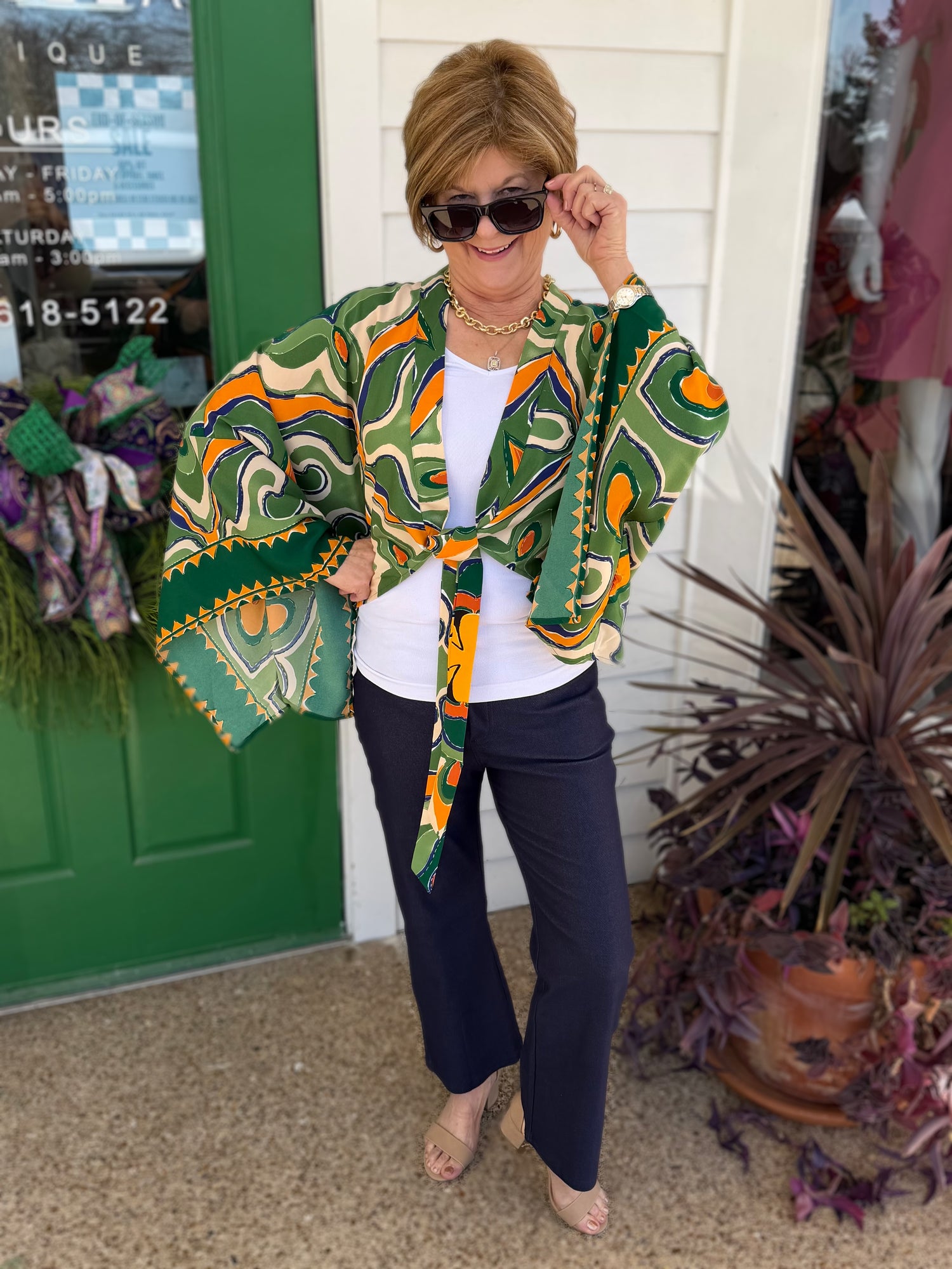 GREEN MULTI PRINTED V NECK FRONT TIE TOP