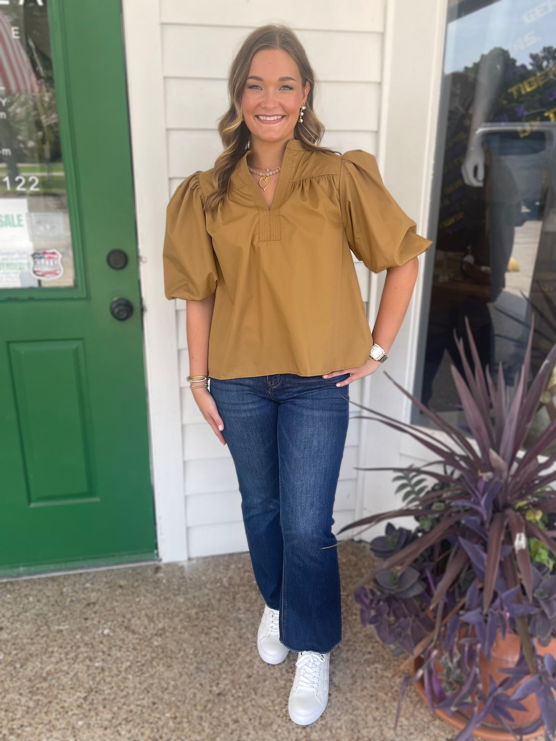 CAMEL MANDARIAN COLLAR VNECK BUBBLE SLEEVE POPLIN TOP