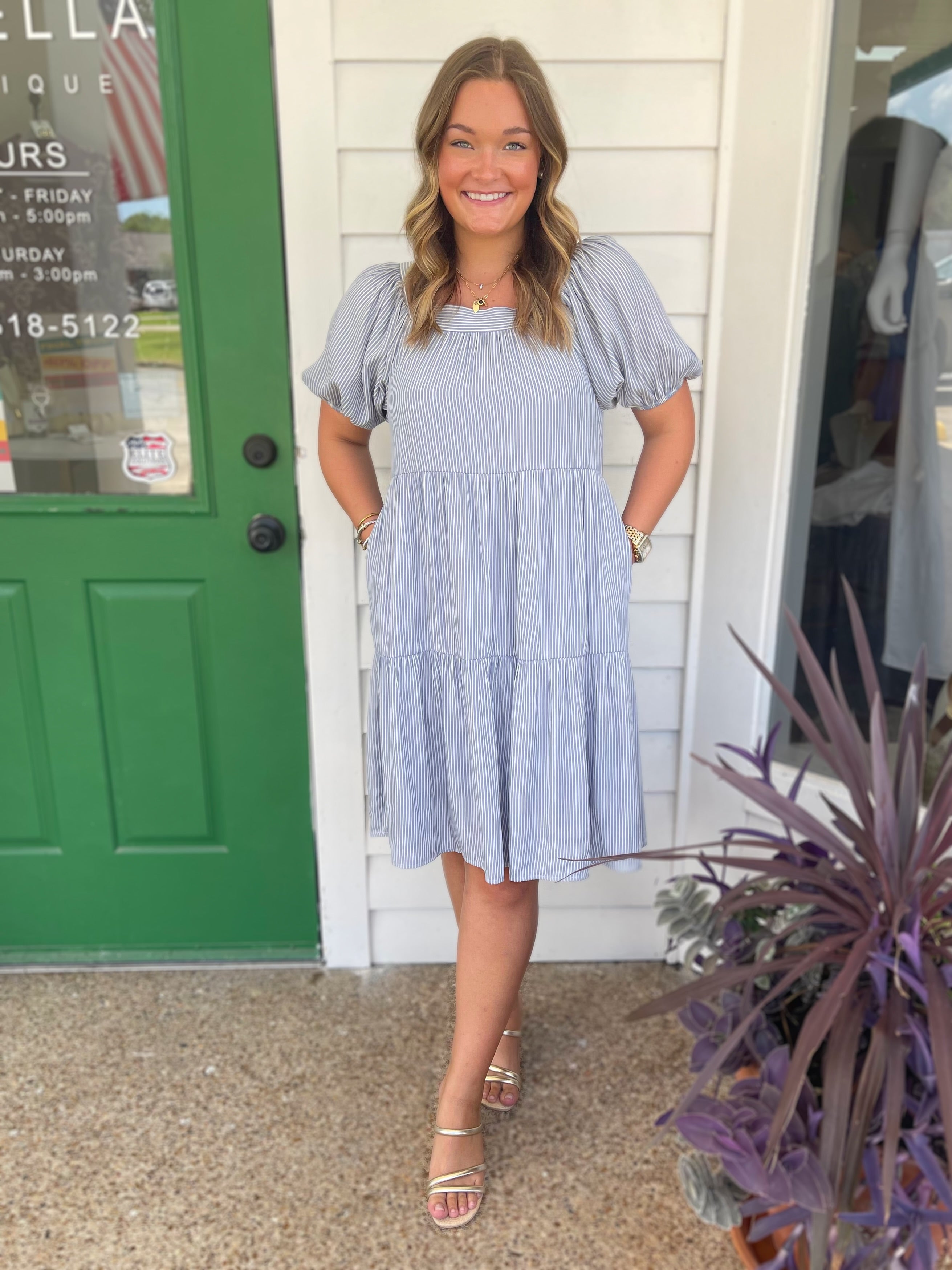 BLUE STRIPED TIERED PUFF SLEEVE DRESS