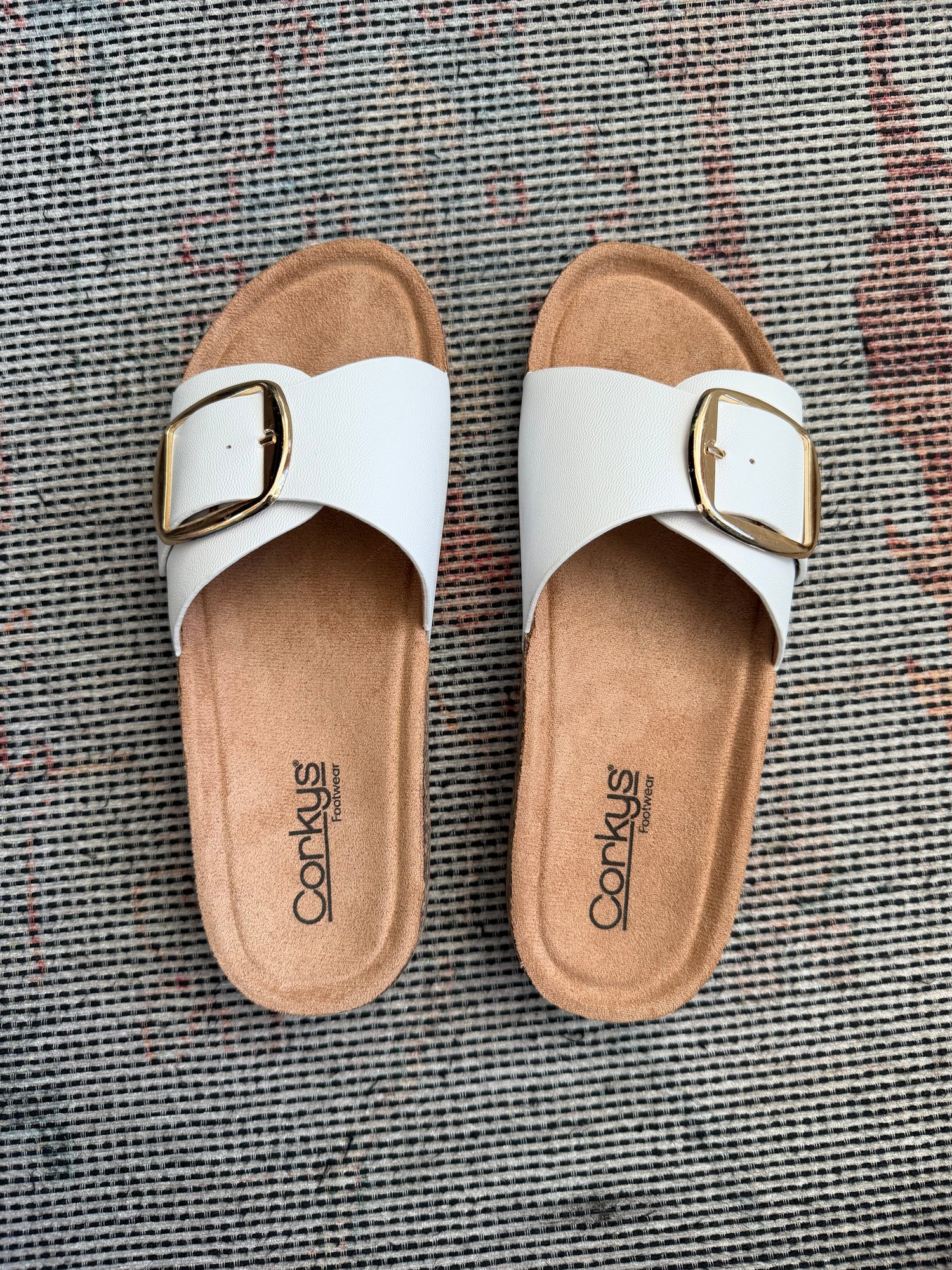 IVORY WIDE FAUX LEATHER GOLD BUCKLE STRAP SLIP ON SANDAL