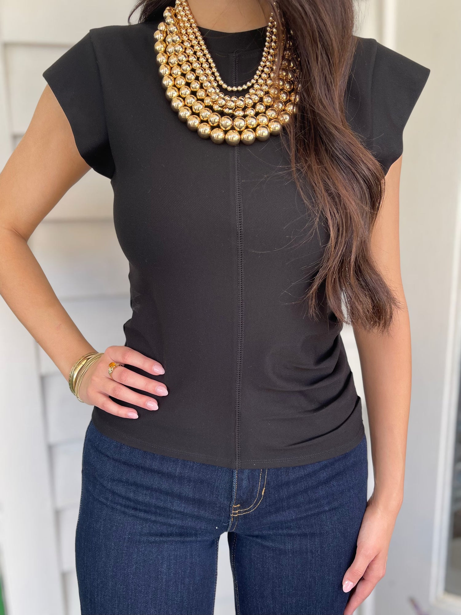 BLACK RUSTIC GATHERED KNIT TOP