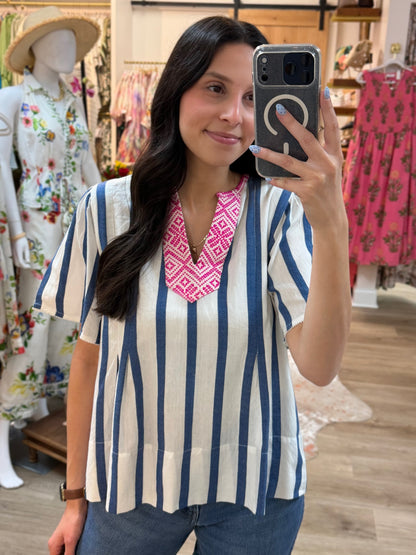WHITE/BLUE STRIPE PINK PATTERN V-NECK SHORT SLEEVE TOP