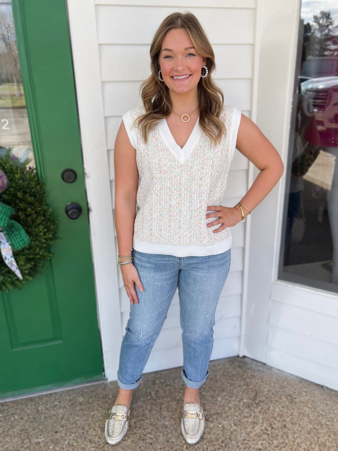 WHITE MUTLI COLOR KNIT SLEEVELESS VNECK SWEATER TOP