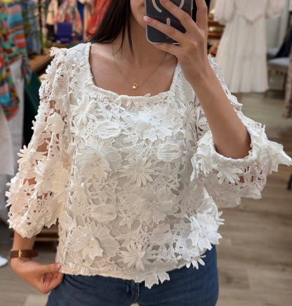 OFF WHITE LACE BILLOWY SLEEVE SQUARE NECK TOP