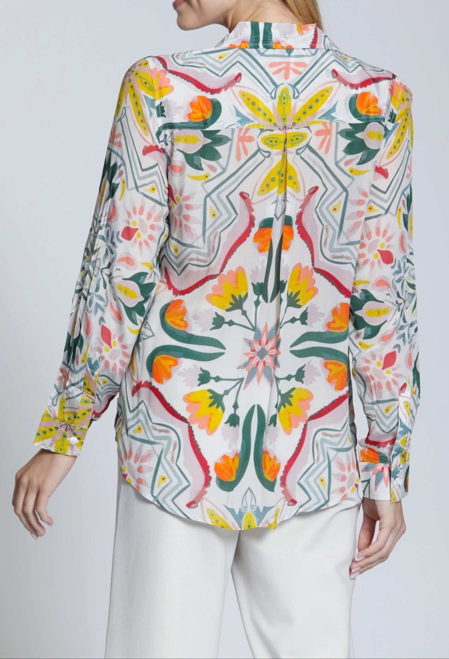 GREEN MULTI MEDITERRANEAN MOSAIC PRINT ROLL UP SLEEVE BUTTON UP TOP