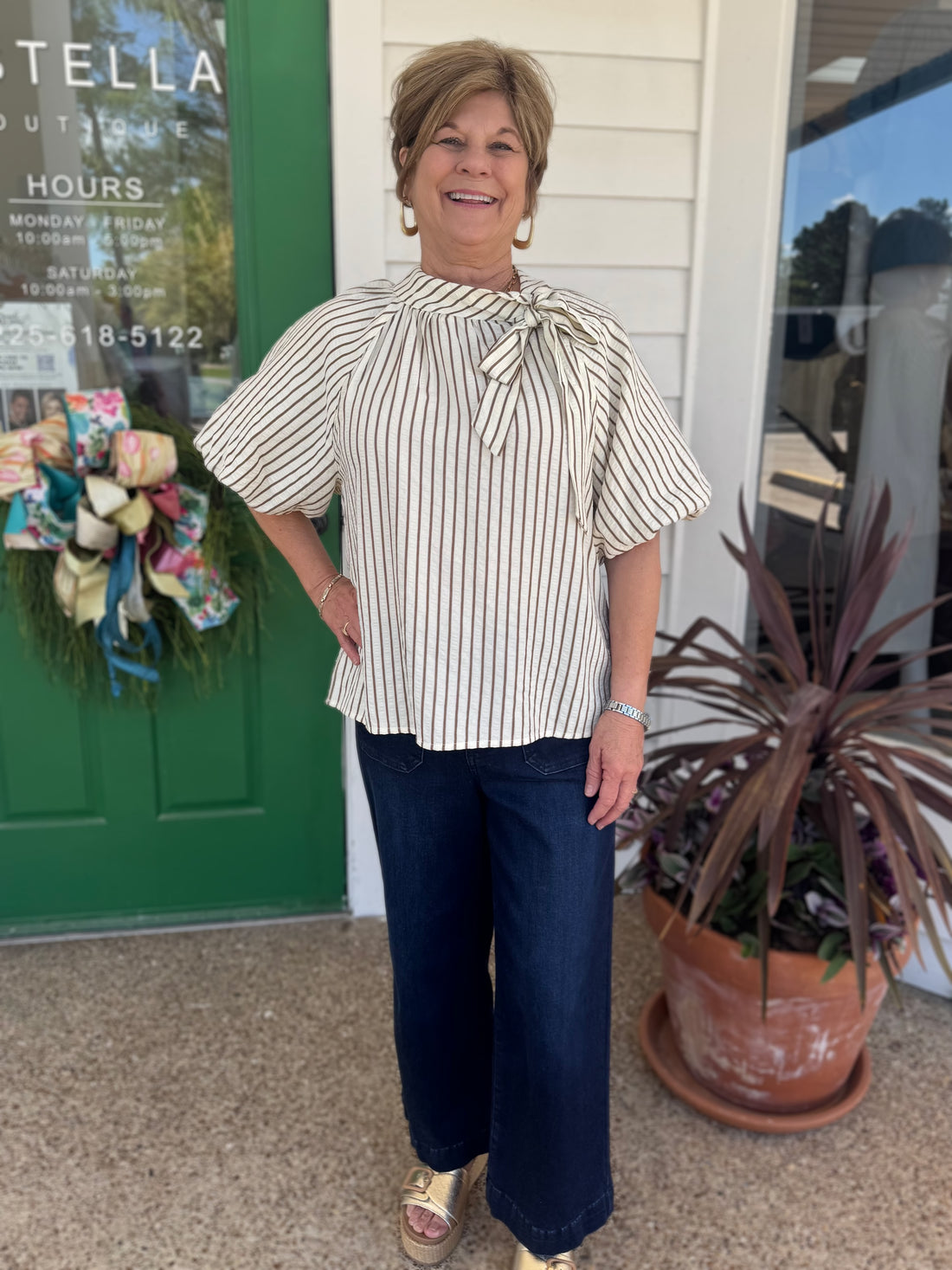 IVORY/BROWN STRIPE TIE KNOT PUFF SLEEVE TOP