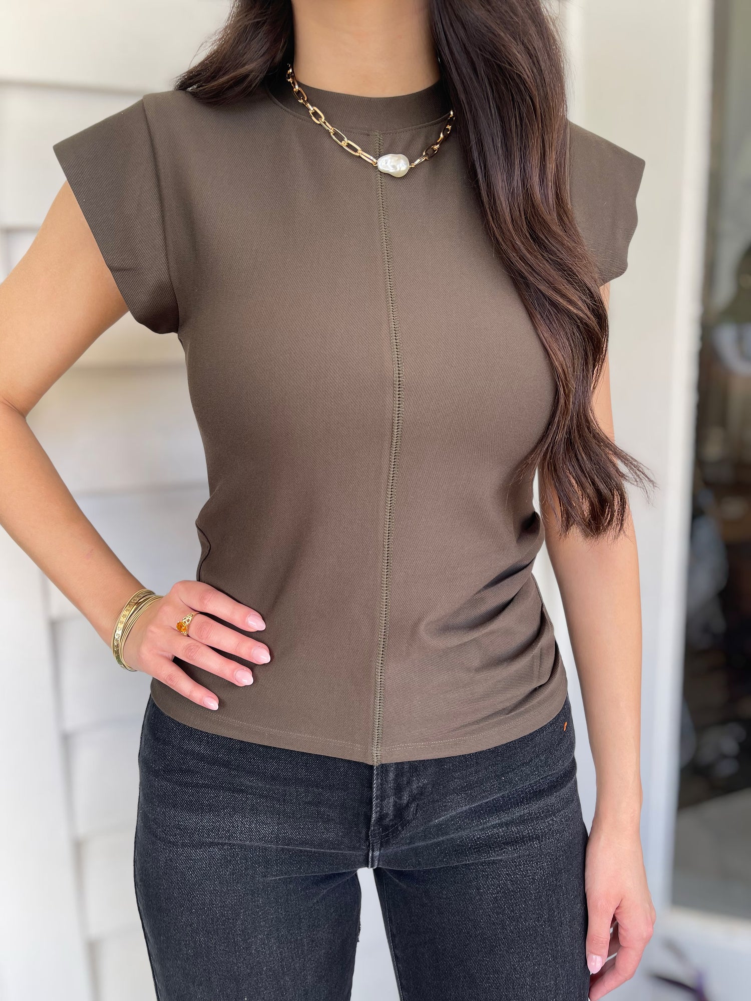 OLIVE RUSTIC GATHERED KNIT TOP