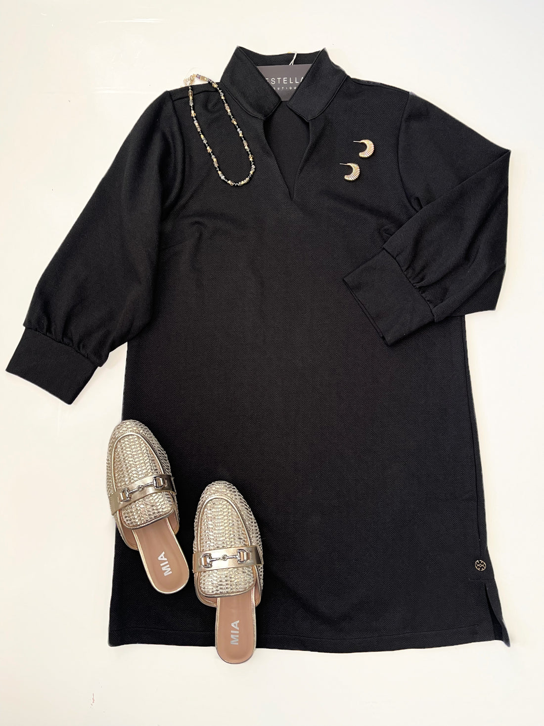 BLACK TEXTURED GEOMETRIC PATTERN HADLEY MINI DRESS