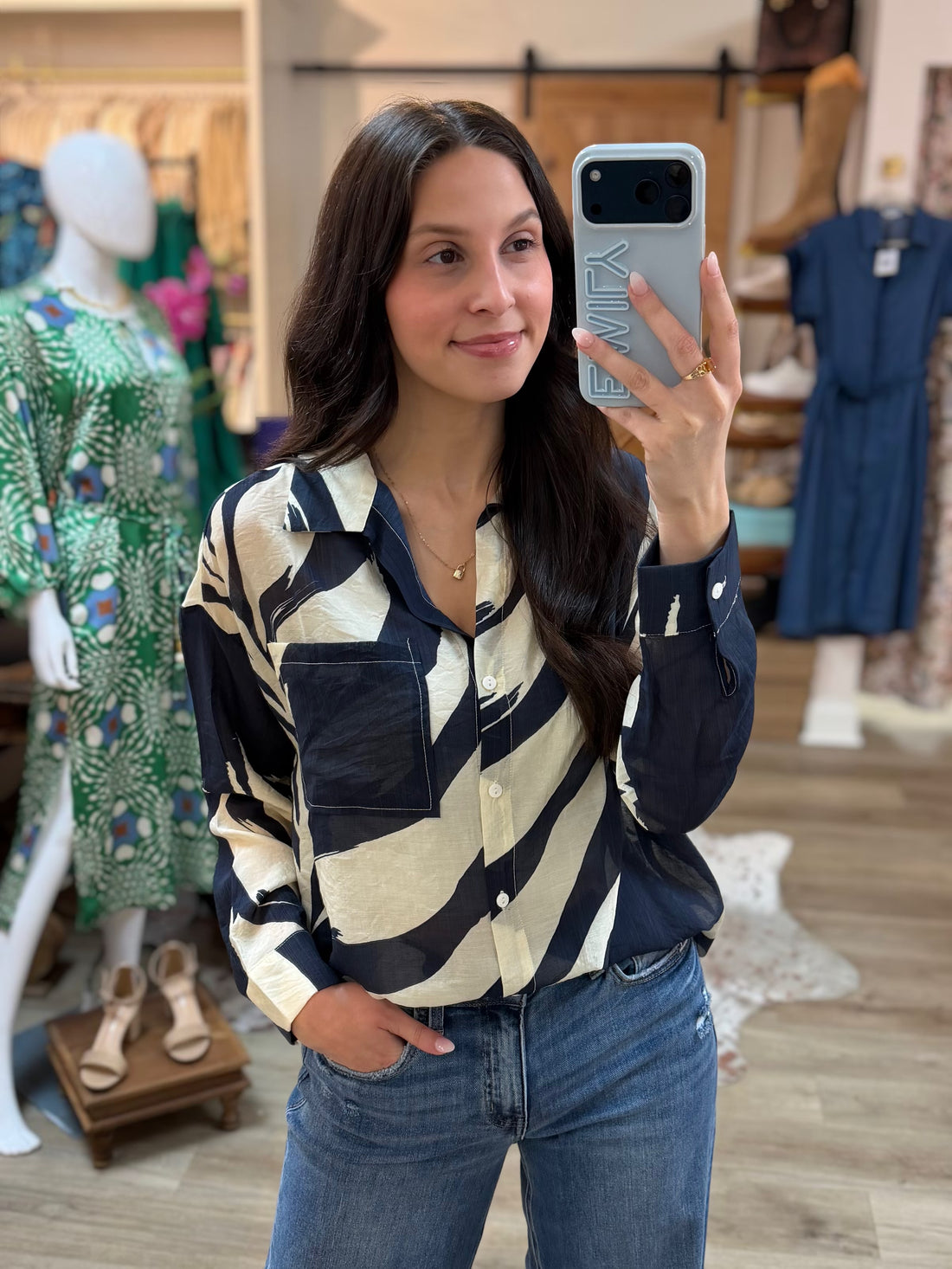 NAVY MULTI PRINTED LONG SLEEVE BUTTON UP TOP