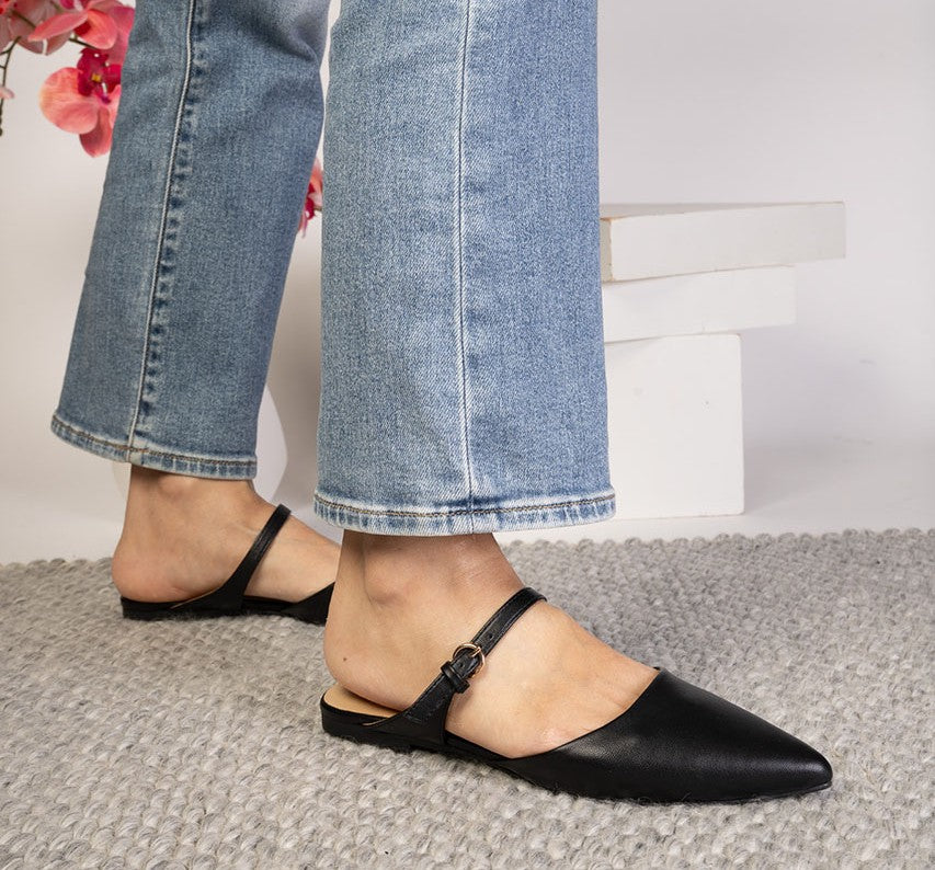 BLACK WANNA GRAB DRINKS POINTED TOE MARY JANE SLIP ON MULE
