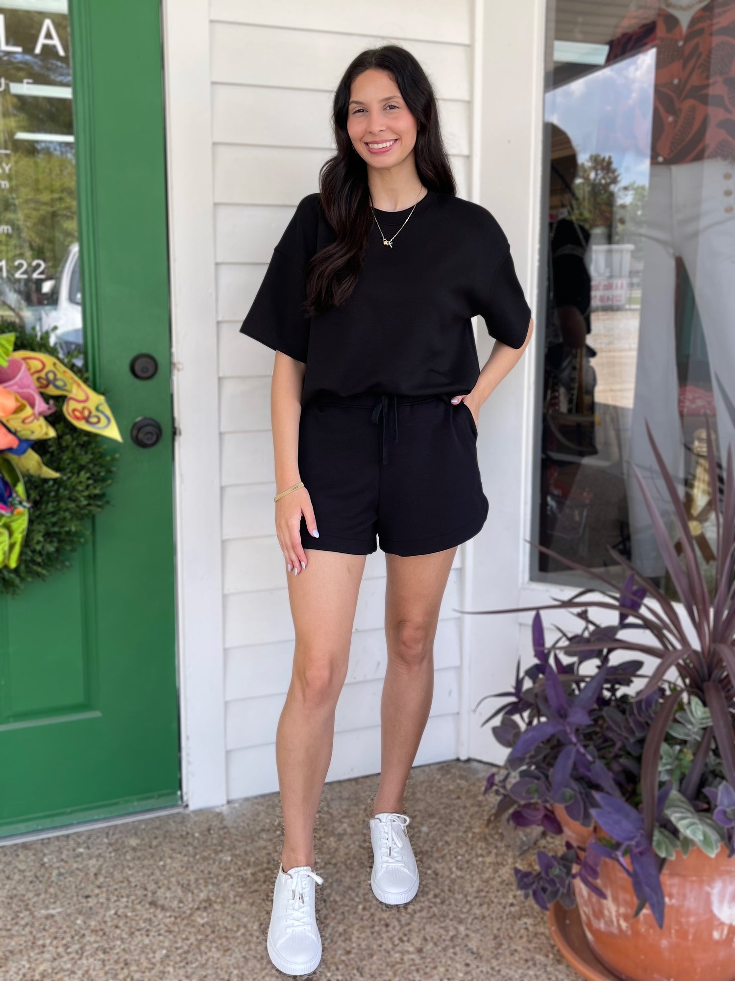 BLACK SCUBA TULIP SHORT