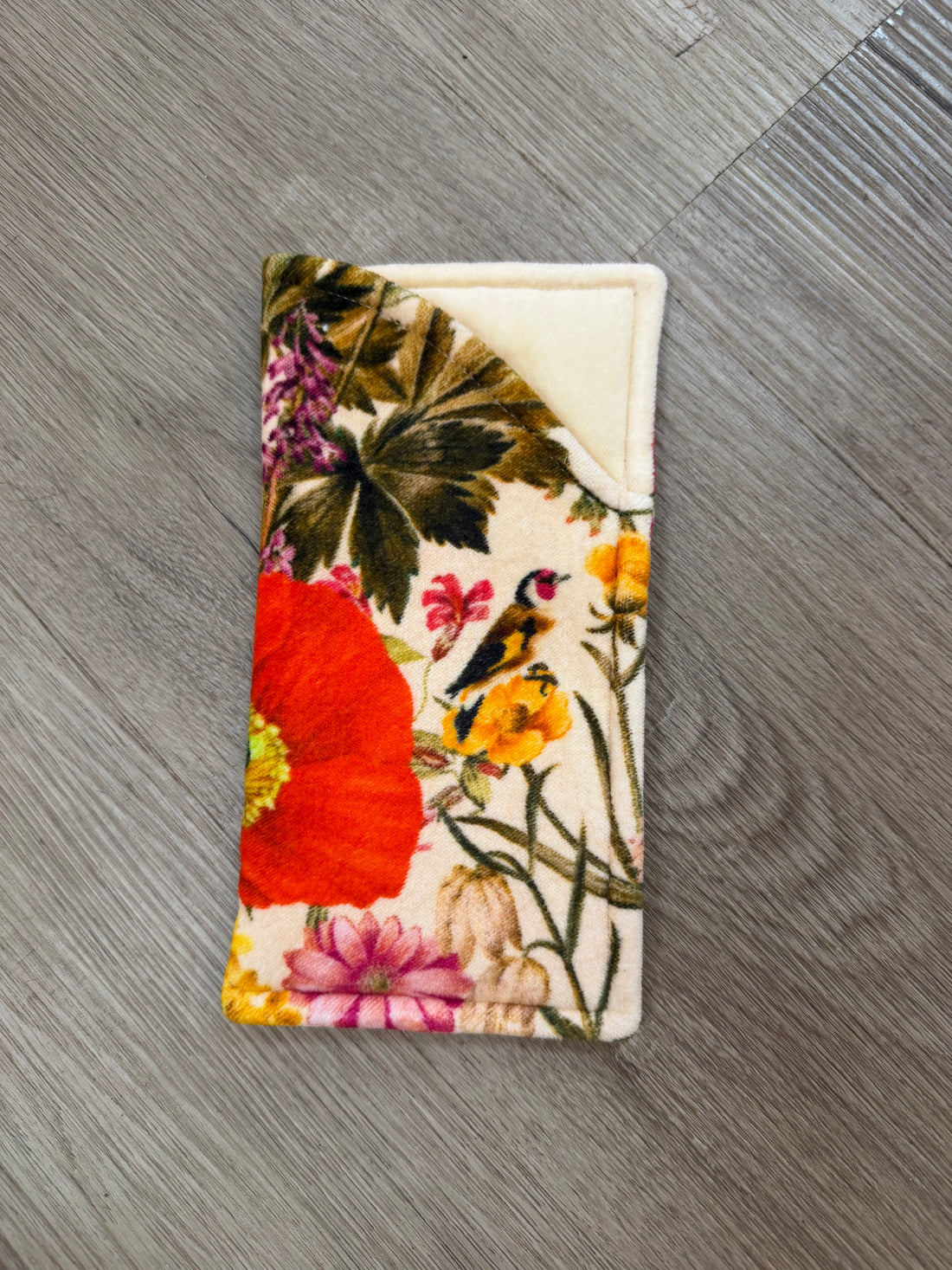 CREAM FINE FLOWERS VELVET SUNGLASSES POUCH