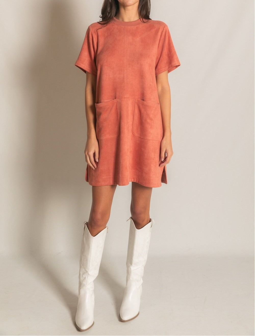 DUSTY ROSE FAUX MICROSUEDE RIB CONTRAST SHORT SLEEVE SHIFT MINI DRESS