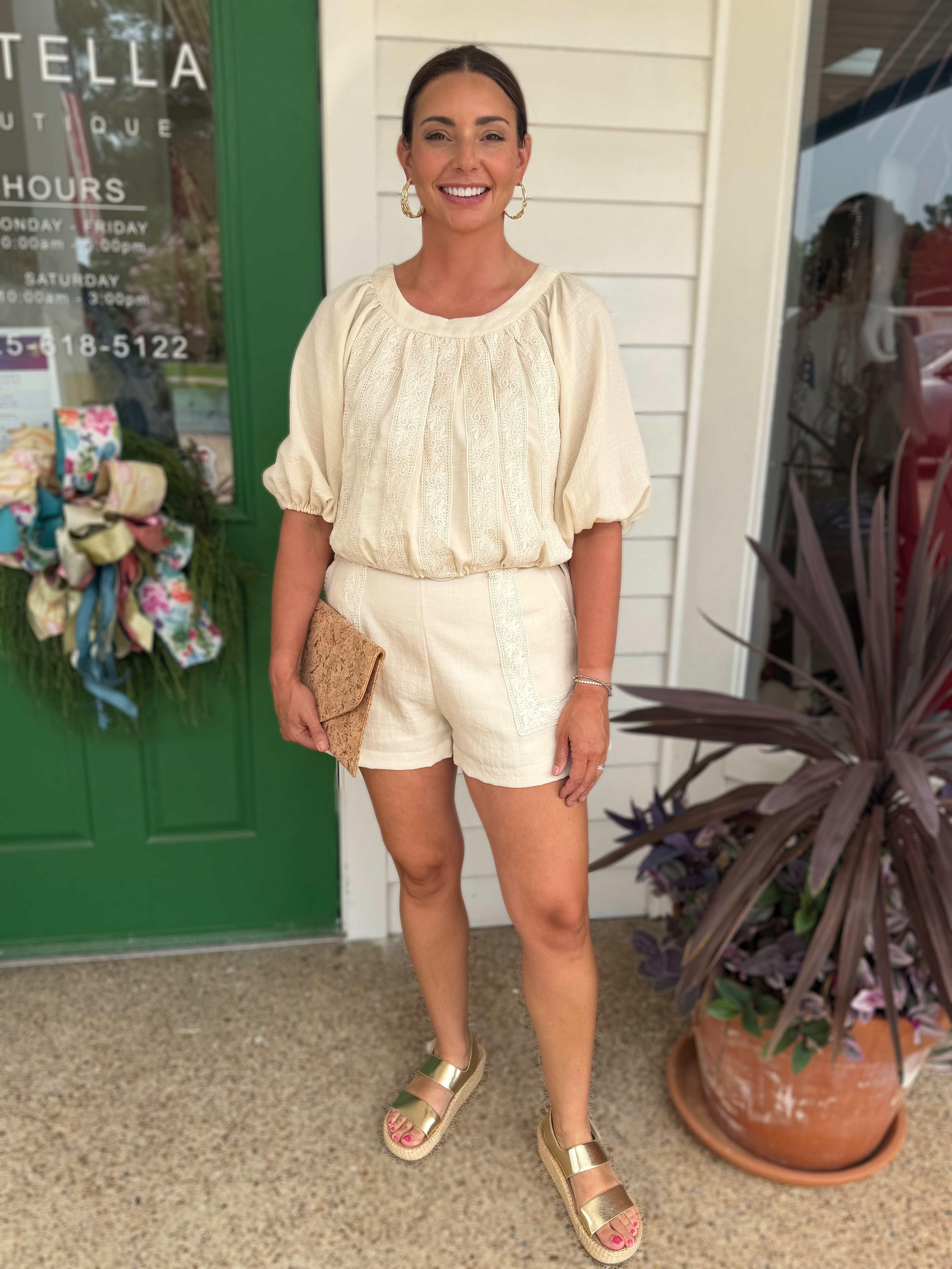 CREAM LACE APPLIQUÉ BALLOON SLEEVE BO CROP TOP
