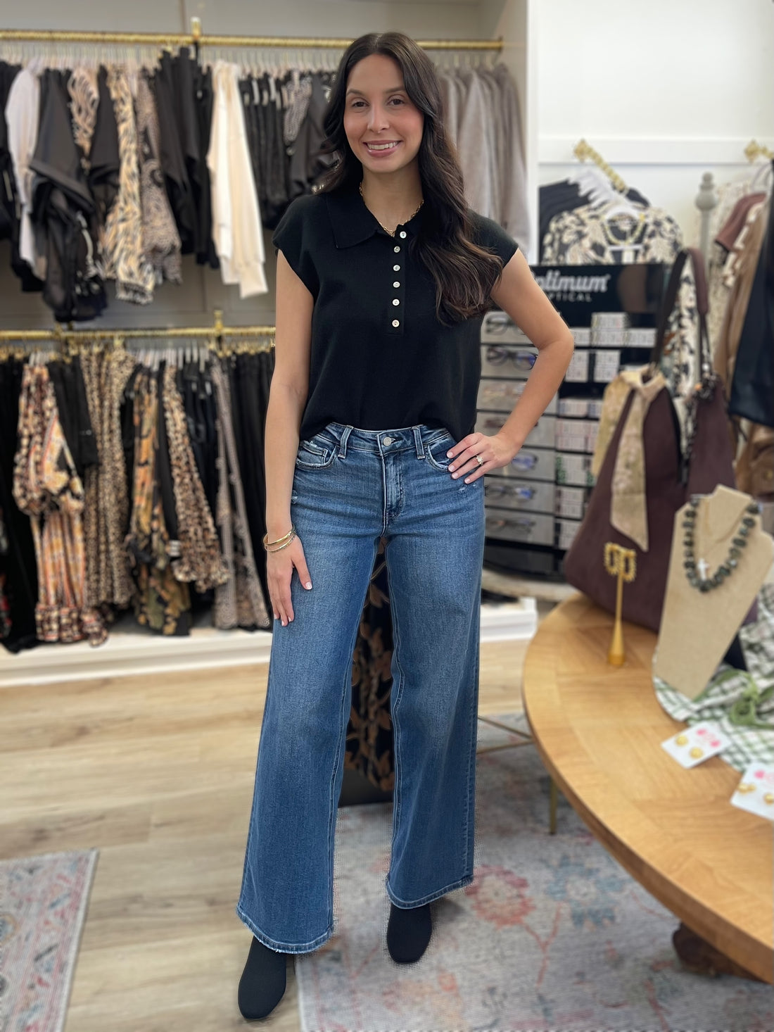 BLACK CAP SLEEVE COLLARED SWEATER VEST