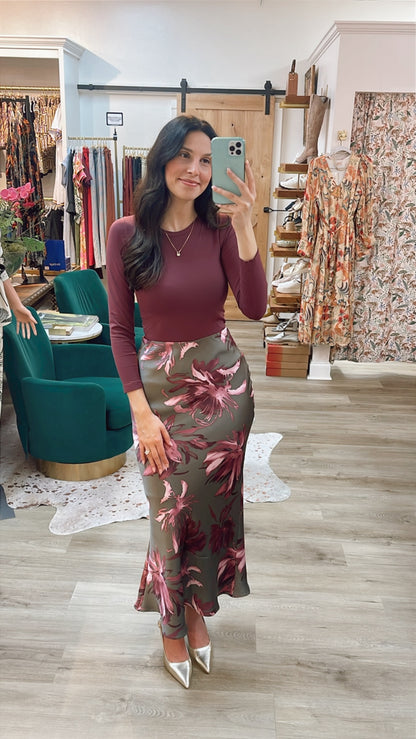 GRAY/PURPLE FLORAL PRINT MIDI SKIRT
