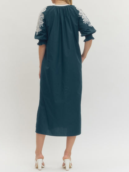 NAVY/WHITE EMBROIDERY DETAIL SMOCKED HALF SLEEVE MIDI DRESS