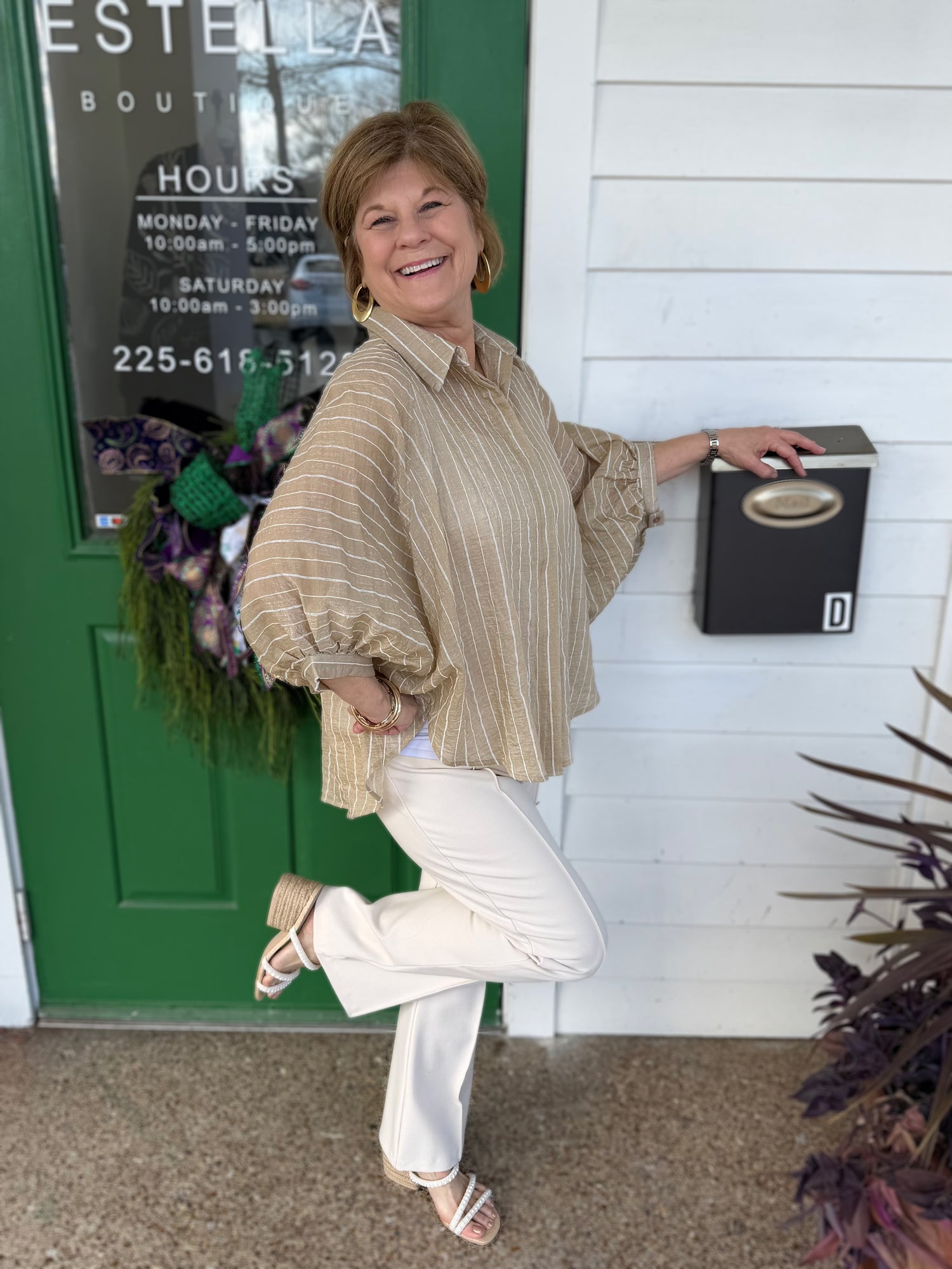 TAUPE STRIPE BUTTON UP BATWING SLEEVE TOP