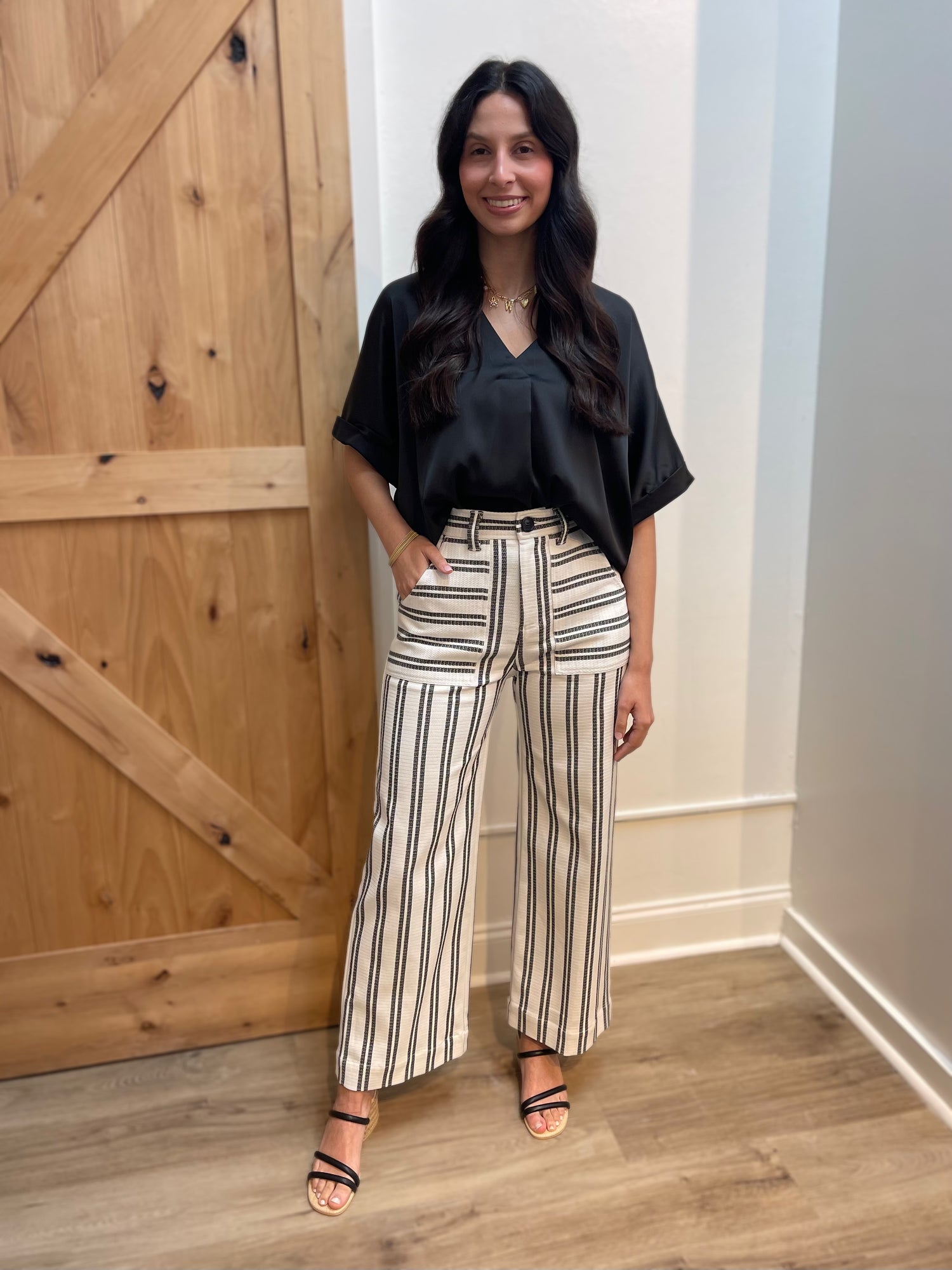 BLACK STRIPE RYLEE CROPPED PANTS