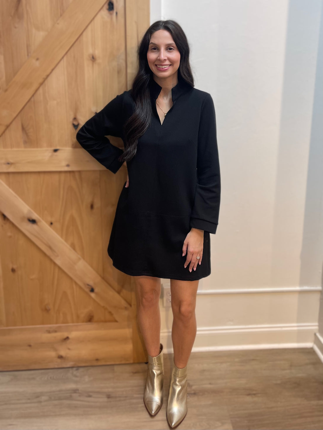 BLACK STAND-UP COLLAR SHIFT MINI DRESS