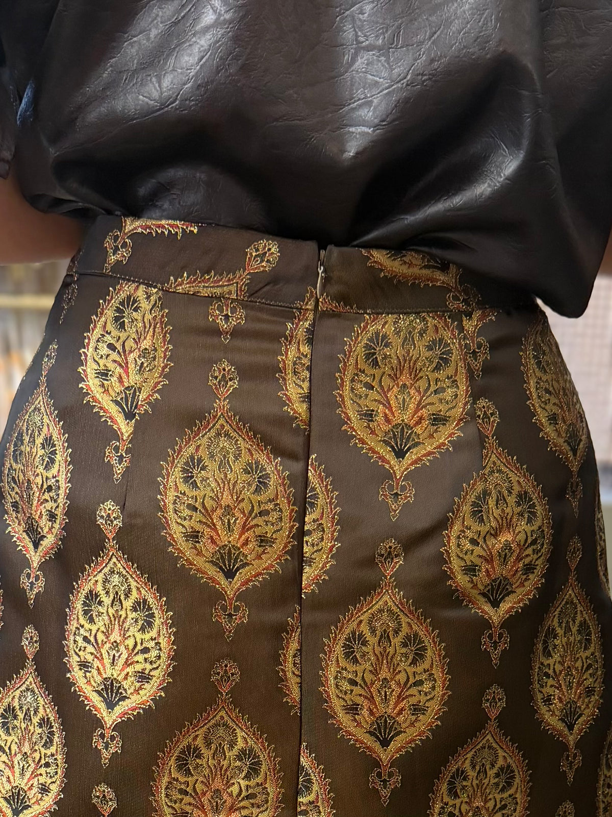 OLIVE METALLIC VINTAGE PAISLEY PRINT MINI SKIRT