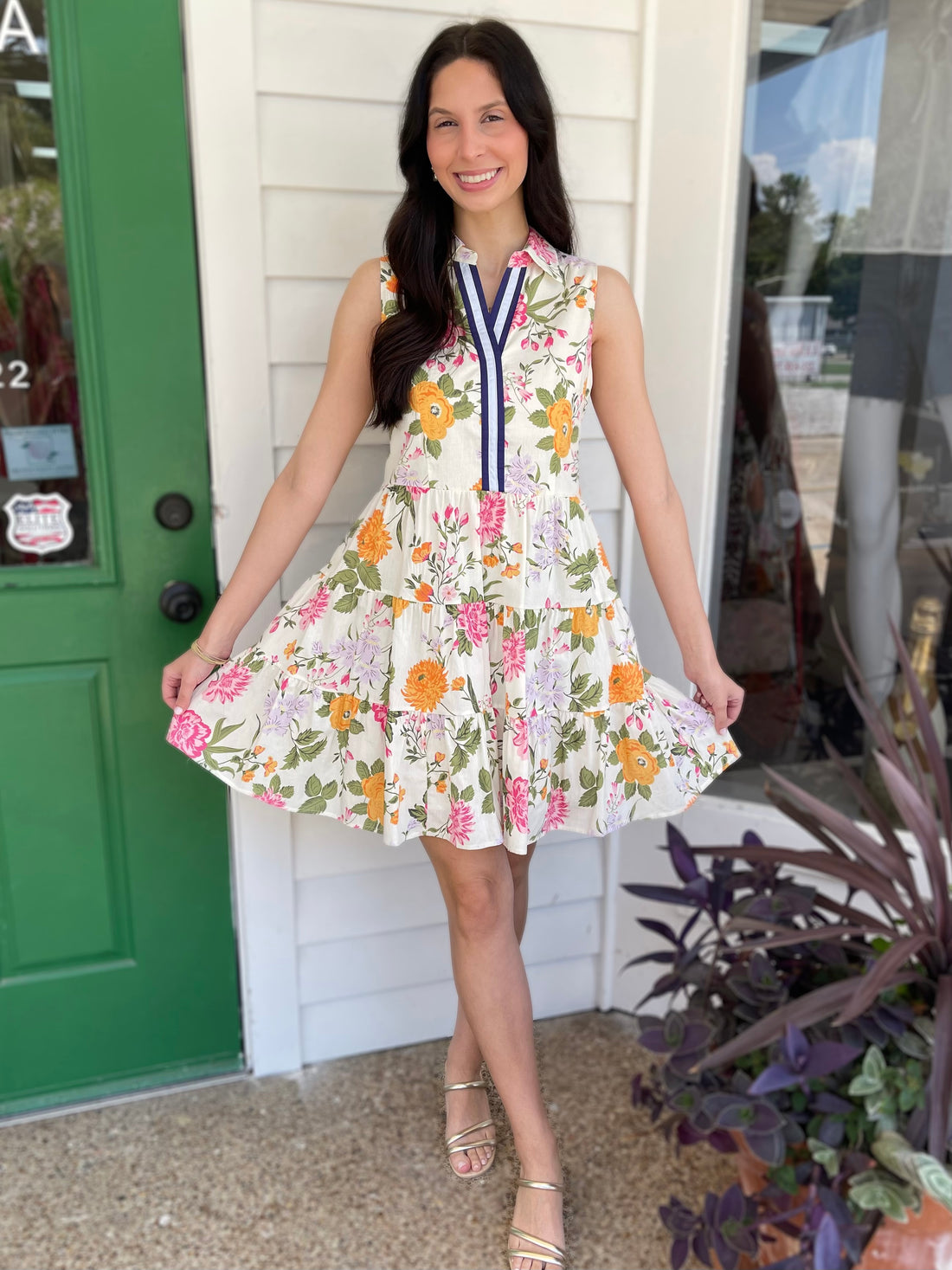 CREAM FLORAL PRINT SLEEVELESS TIERED MINI DRESS