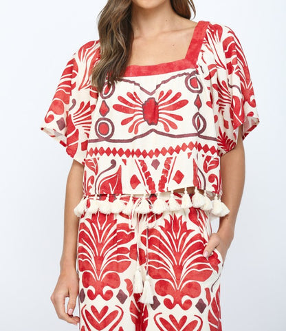 IVORY/RED GEO TROPICAL PRINT TASSEL FRINGE TRIM SQUARE NECK LINEN BLEND TOP