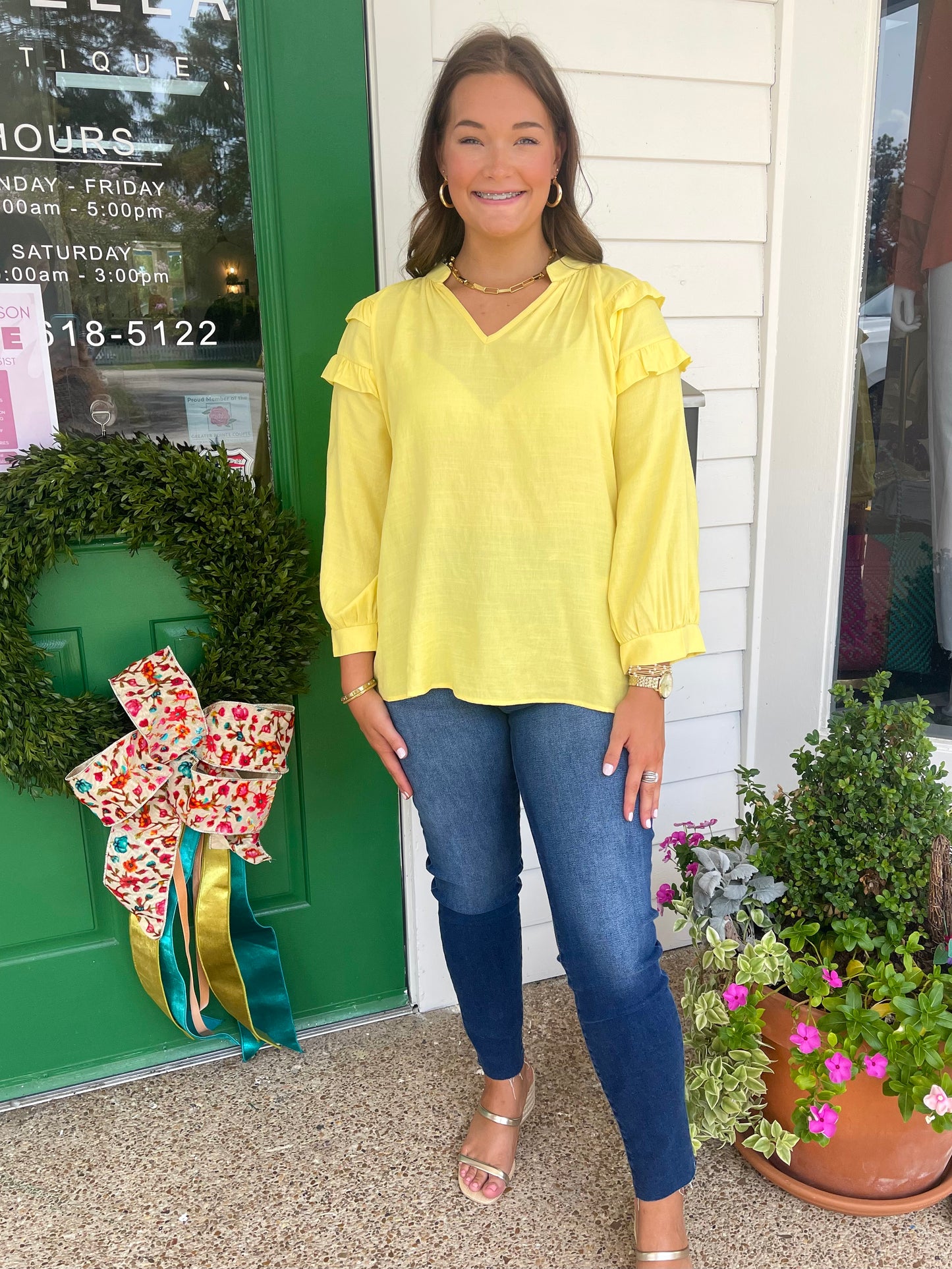 YELLOW 3/4 BALLOON SLEEVE VNECK TOP