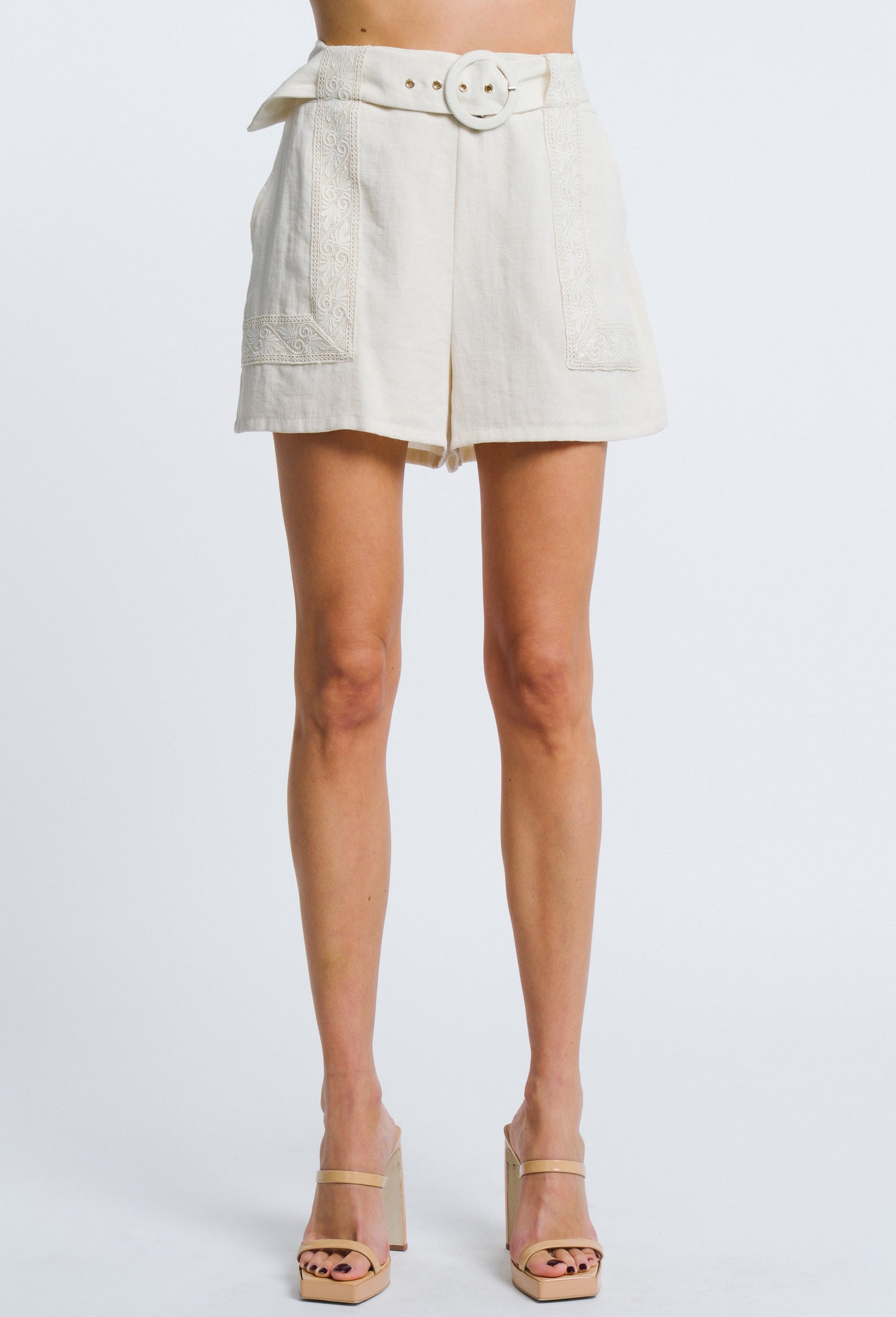 CREAM LACE TRIM BELTED MALIA SHORTS